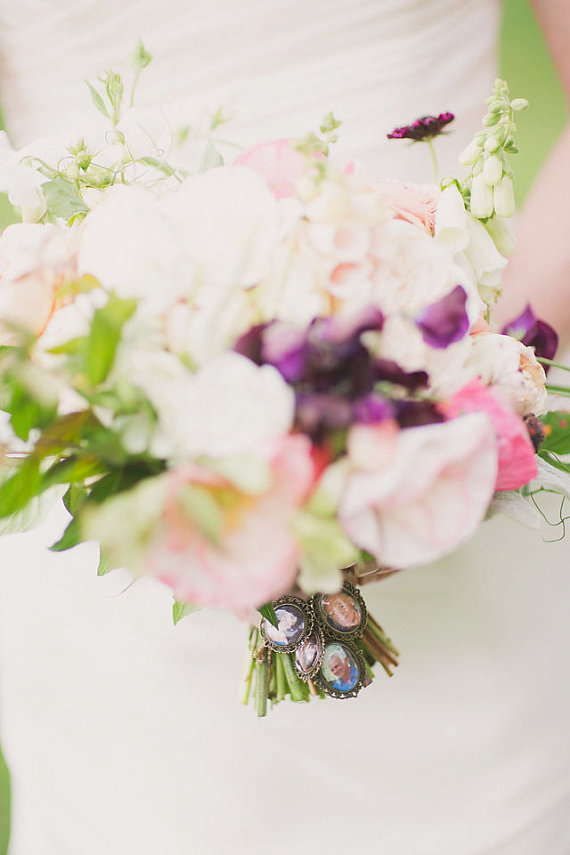 زفاف - 4 Wedding Bouquet charm kit -Photo Pendants charms for family photo (includes everything you need including instructions)