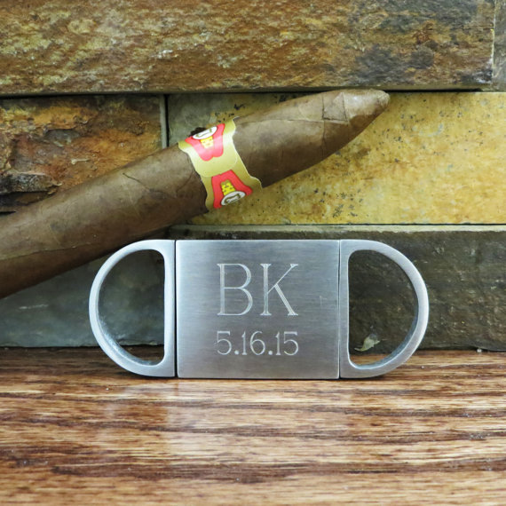 Hochzeit - Personalized Cigar Cutter - Guillotine Cutter - Groomsmen Gift - Gifts For Men - Golf Gift (GC155)