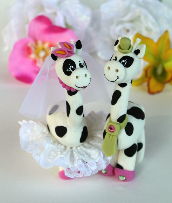 زفاف - Giraffe wedding cake topper, custom jungle cake topper, black and white figurines