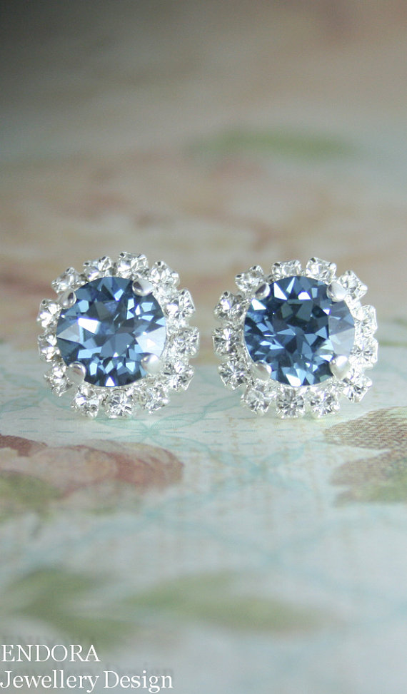 زفاف - Blue crystal earrings,Denim blue Crystal Stud earrings,bridesmaid earrings,london blue topaz crystal earrings,Blue Bridal jewelry,Blue stud
