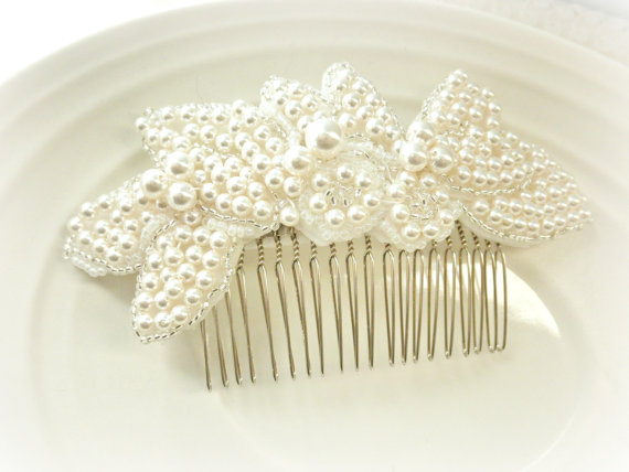 Mariage - Pearl Bridal Hair Comb, Pearl Applique Comb, Wedding Hair Accessory, Swarovski Pearl Hair Piece, Bridal Hair Pin, Pearl Beaded Hair Comb