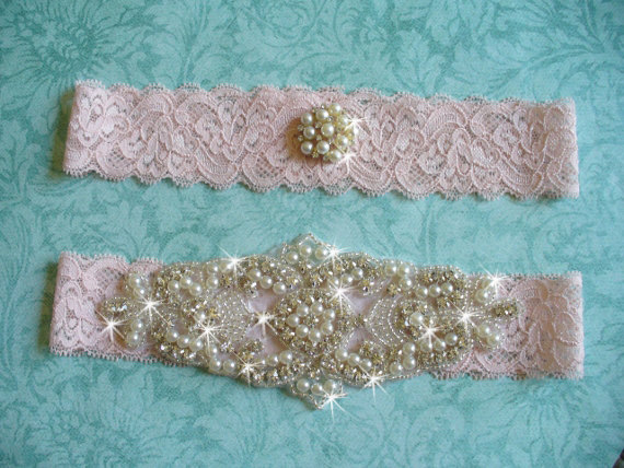 Свадьба - Blush Lace Wedding Garter Set, Rhinestone and Pearl Bling Garter, Bridal Garter Belts, Antique Pink Wedding Garters, Pink Heirloom Garter