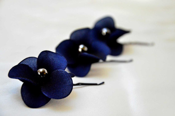 Wedding - Bridal hair pins set of 3 navy blue hair flowers Flower hair pin Bridesmaid hair flowers Flower pins Navy flowers Wedding hair accessories