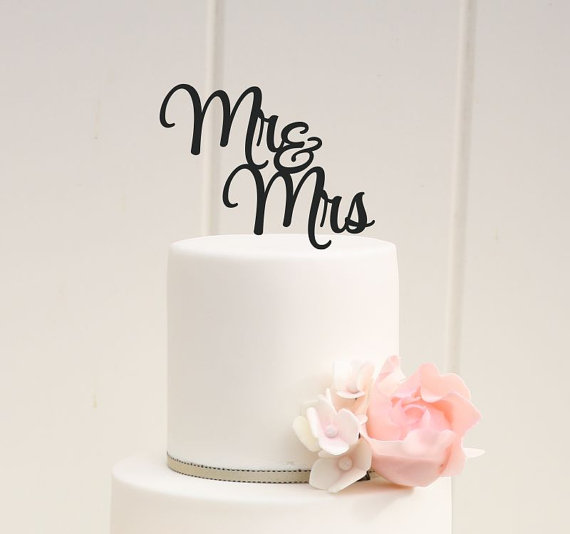 Mariage - Custom Wedding Cake Topper Mr and Mrs Cake Topper
