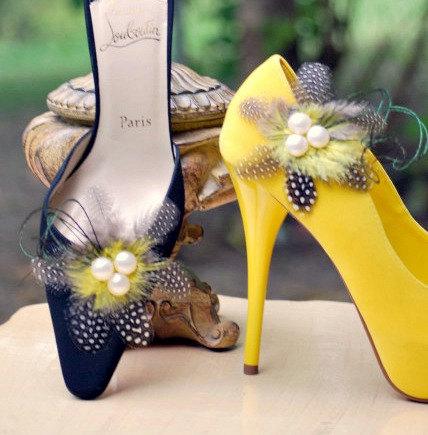زفاف - Shoe Clips Set Classy Polka Dot Feathers & Pearls. Big Day Bride Bridal Bridesmaid, Couture Stunning Elegant, Her Christmas Gift Under 50 75