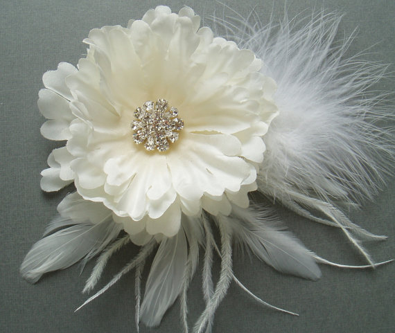 Свадьба - Wedding Hair Accessory Ivory Wedding Hair Flowers Wedding Hair Piece Bridal Hair Accessories Bridesmaids Gift