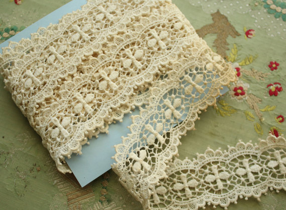 Mariage - 4 yards  vintage cotton schiffli lace trim wedding lace trim 2" wide lingerie dress projects sewing France Emil Katz bride bridal