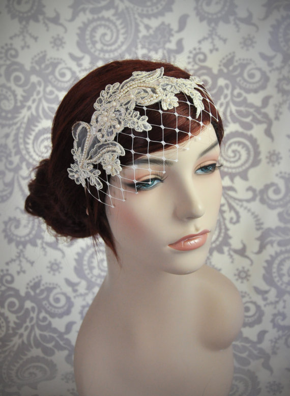 Mariage - Ready to Ship, Champagne Birdcage Veil with Merry Widow Netting and Champagne Lace.  Ivory Birdcage Veil, Champagne Bridal Headband - 120BC