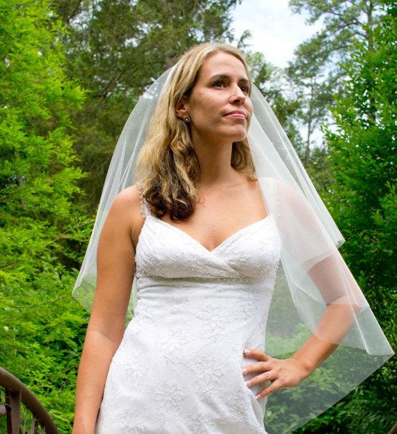 زفاف - Wedding veil - 30x36 circular cut wedding veil with a cut edge - with blusher