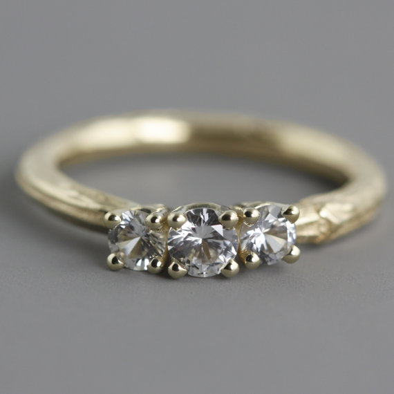 زفاف - Three Stone Twig Engagement Ring - Three Stone Ring - White Sapphire Engagement Ring - Branch Ring - Yellow Gold Twig Ring - Made to Order