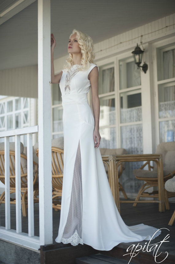 زفاف - Long Wedding Dress, Ivory Wedding Gown With Open Back, Crepe and Tulle Dress with Handmade Embellishments, Wedding Dress with Train L16
