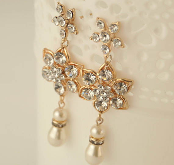 Свадьба - Rose gold dangle earrings-Rose gold bridal earrings-Rose gold art deco rhinestone Swaroski crystal earrings - Wedding jewelry