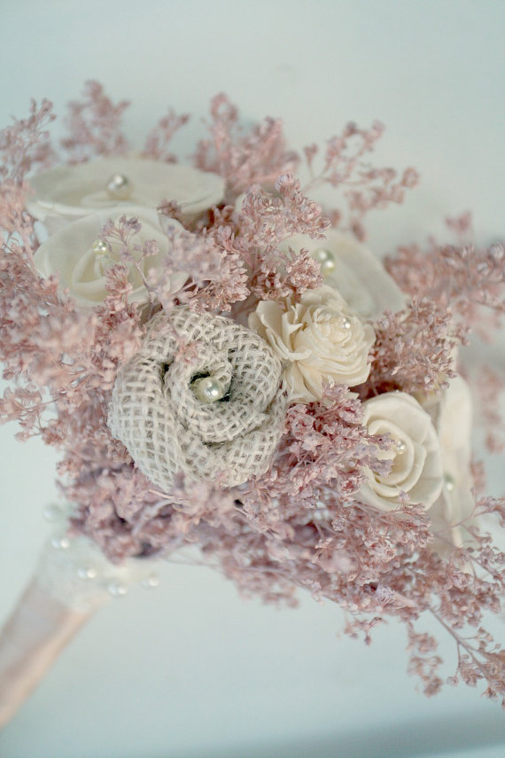 زفاف - Handmade Wedding Bouquet - Blush Dried Flowers, Ivory Burlap Rosettes, Ivory Sola Flowers, Alternative Bouquet, Wildflowers, Lace - Sunnybee