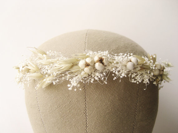 Hochzeit - Rustic wedding hair accessories, Baby's breath flower crown, Bridal headpiece, Floral headband, Natural wreath - PRAIRIE