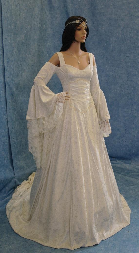 Hochzeit - Renaissance medieval handfasting  wedding dress fairy custom made