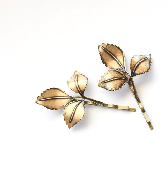Hochzeit - Branch Bobby Pins Nature Hair Accessories Antiqued Gold Leaf Bobby Pins Fall Autumn Rustic Brass Woodland Wedding Golden Leaves Hair Grips