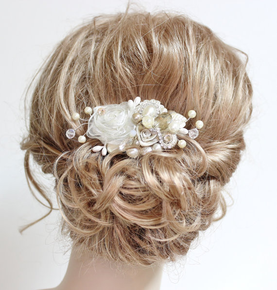 Hochzeit - Champagne & Ivory Bridal Hair Comb- Wedding Hair Piece- Vintage Hair Accessories- Statement Bridal hairpiece-Champagne clip- Floral Haircomb