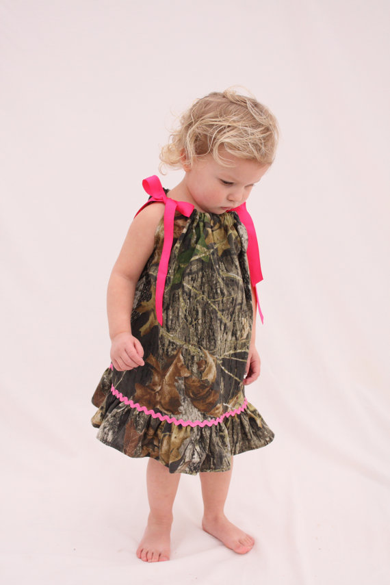 Mariage - Baby girl camo dress, Mossy oak hot pink pillowcase dress, Camo Flower girl dress