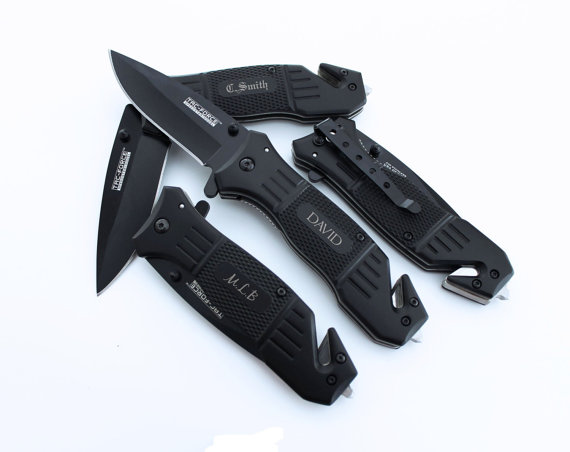Mariage - Set of 10 PERSONALIZED Knives Groomsmen Gifts Black Rescue Knife Father of the Groom, Groomsman Knives, Wedding Favors, Gifts for Usher,
