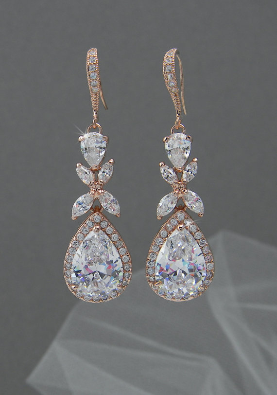 زفاف - Rose Gold Bridal earrings  Wedding jewelry Swarovski Crystal Wedding earrings Bridal jewelry, Amielynn Earrings