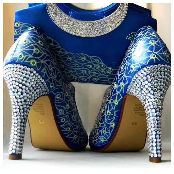 زفاف - Peacock blue Shoes and clutch bag , Bridal Set , Sapphire blue shoes, bling shoes, Wedding painted peacocks
