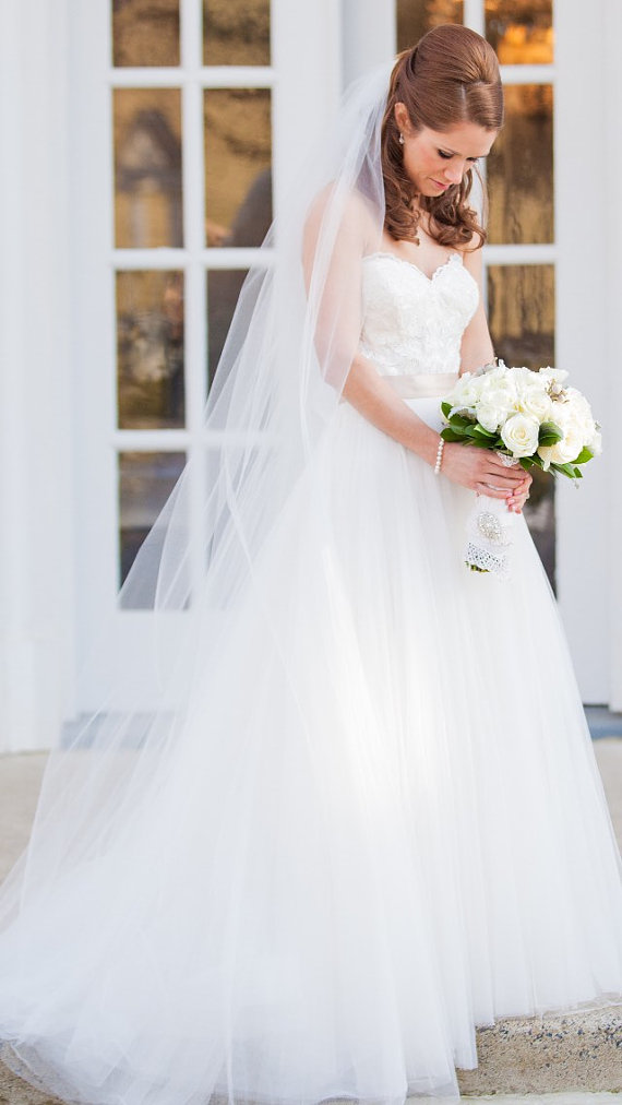 Hochzeit - Elegant Wedding Veil