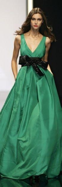 Hochzeit - Emerald Green 2013 Color Of The Year