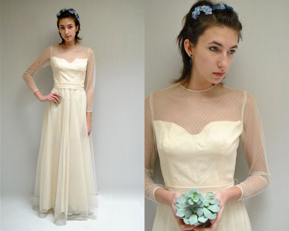Wedding - Bohemian Wedding Dress  // Tulle Wedding Dress  //  ROMANTICALLY YOURS