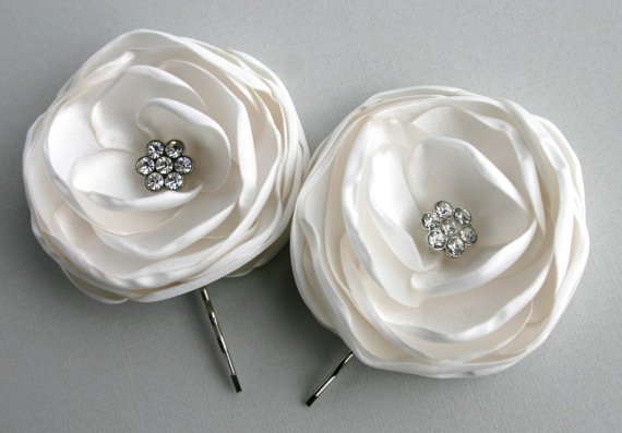 Wedding - Ivory Flower Hair Clips For Wedding - Wedding Hair Accessories - Bridal Hair Piece - Flower Hair Pins