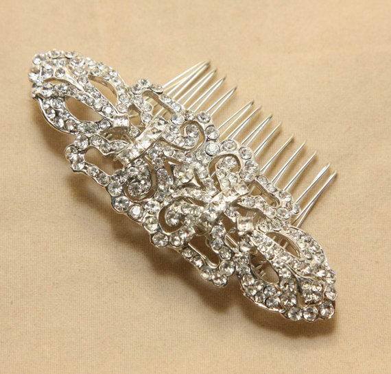Hochzeit - Elegant Vintage Style Oval Rhinestone Crystal Wedding Hair Comb, Bridal Hair Comb/Sash, Wedding Hair Accessory