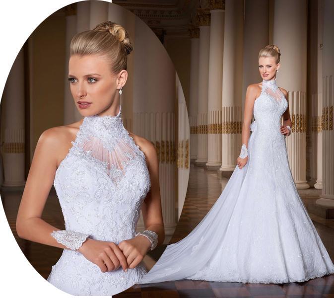 Свадьба - Vintage High Collar A Line Empire 2015 Wedding Dresses Lace Appliques Lace Beading Backless Chapel Train See Through Bridal Gown Ball Online with $120.14/Piece on Hjklp88's Store 