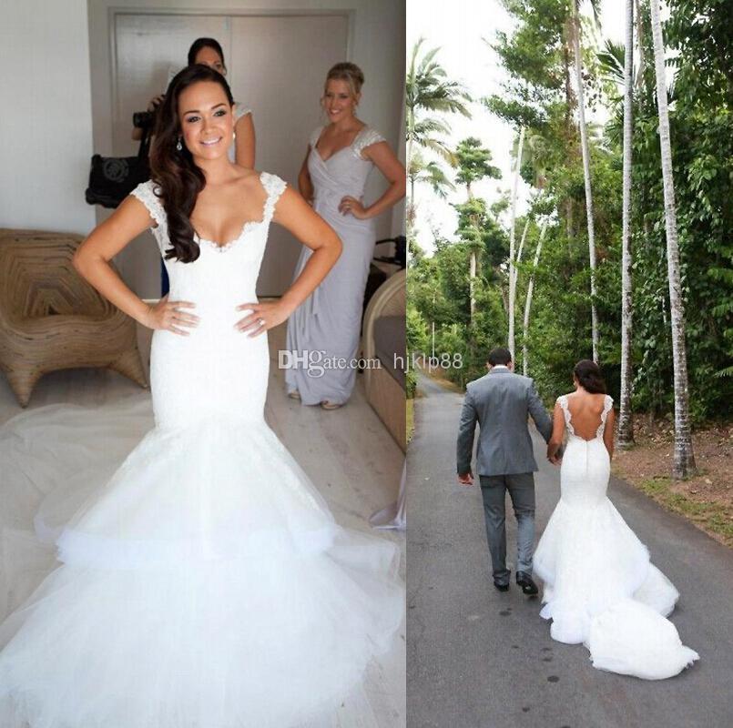 Hochzeit - 2014 Vintage Vestido De Noiva Sexy Mermaid Wedding Dresses Straps Layered Sheath Backless Tulle Lace Bridal Gown White Outdoor Wedding Dress Online with $116.92/Piece on Hjklp88's Store 