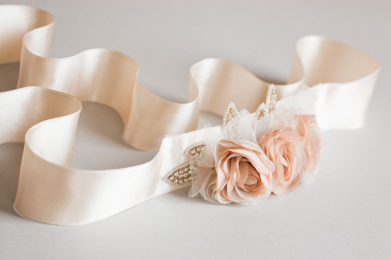 Hochzeit - Champagne sash, Beige bridal sash, Wedding belt with rhinestones, Wedding sash, Wedding dress belts, Bridal accessories