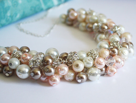 زفاف - Wedding Necklace, Pearl Cluster Necklace, Pink and Taupe Necklace, Bridesmaids Gift, Nude Shades Necklace, Vintage Style, Chunky Necklace