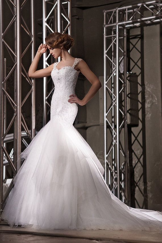 Свадьба - Wedding Dress.Stunning Mermaid Style Wedding Dress. Sleeveless Wedding Dress. Sheer Back Wedding Dress. Sexy Wedding Dress