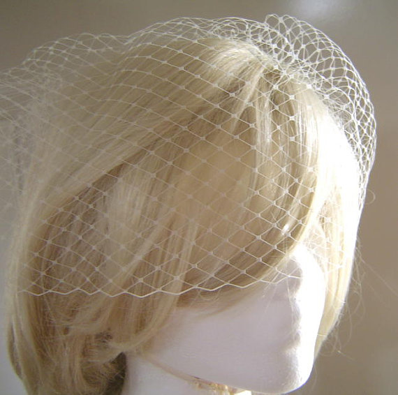 Свадьба - Bridal 9" Birdcage Veil French Russian Netting Wedding Several Colors available