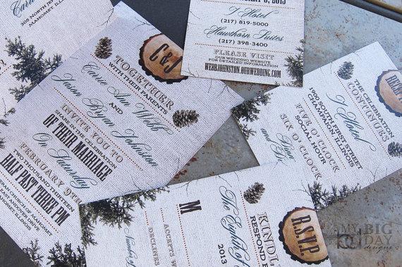 Свадьба - Rustic, Burlap, Wood and Pine Cones Winter Wedding Invitation set with Trees. Log Cabin wedding invitations. Spruce tree invitations