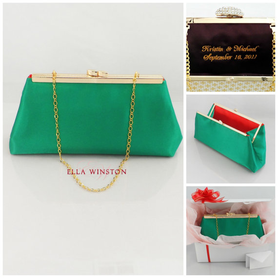 Mariage - Bridesmaid Gift Clutch, Emerald Green And Bright Red Bridal Clutch, Bridesmaid Clutch, Wedding Clutch, Mother of the Bride Gift, Gift Ideas