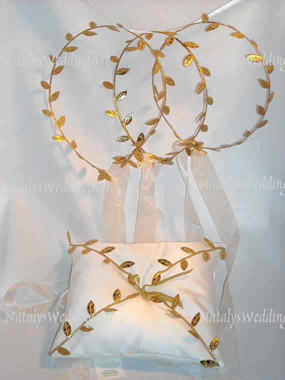 Mariage - 3 Gold leaf Headband and Ring cushion Woodland Rustic Greek Style weddings Set in Ivory or White