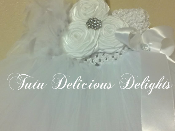 Mariage - White Tutu Dress~ Flower Girl Dress~Pageant Dress~ Kids Photo Props~ Baptism Dress