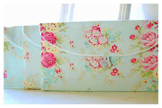 Mariage - clutch shabby chic Mix bag purse Set 3, 4, 5, 6, roses spring Bridesmaid Clutch etsy wedding handmade Blue Pink Custom Pouch gift MakeUp