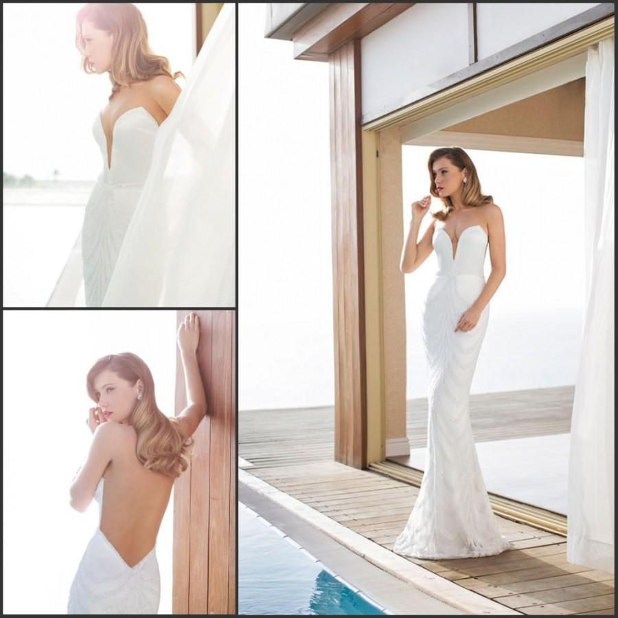 Mariage - Julie Vino 2015 Mermaid Wedding Dresses V-Neck Sheath White Sequins Spring Sleeveless Vestido De Noiva Backless Bridal Gowns Party Dress Online with $134.4/Piece on Hjklp88's Store 