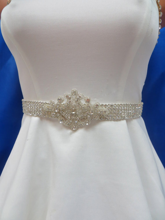 زفاف - Rhinestone Crystal Sash, Beaded  Bridal Belt,  Wedding Gown Accessory, Wedding Gown Belt, Bridal Gown Belt