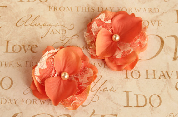 زفاف - SALE 25% off Light coral peach Lace Wedding Bridal hair accessories 2 set Easter hair clip bobby pin Flower Girl Holiday shoe clips