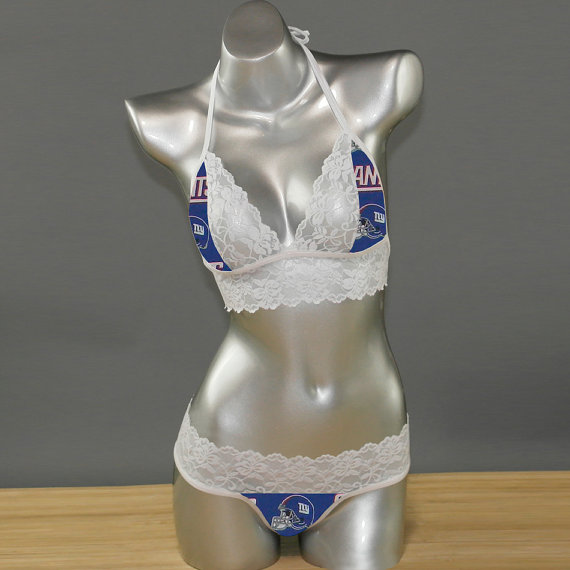 زفاف - Sexy handmade with NFL New York Giants fabric with white scallped lace accent top with matching G string panty lingerie set