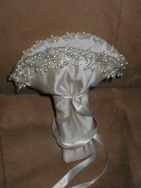 زفاف - Silk Satin Beaded Bridal Bouquet Holder