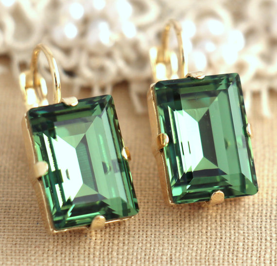 Hochzeit - Erinite green Color Gold drop earrings, Swarovski earrings, Wedding jewelry, Estate earrings, Emerald cut earrings, Gift for her, earrings.