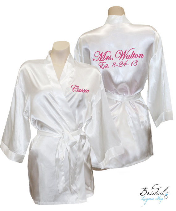 Mariage - Satin Bride Robe with Personalized Mrs. name with Monogrammed Embroidery on Front and Back, bridal party robe, bridesmaid robe