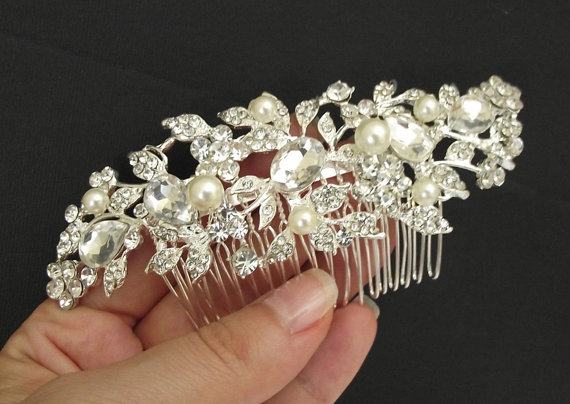 Hochzeit - Pearl Wedding hair comb, pearl hair comb, bridal hair comb, wedding hair piece, crystal and pearl bridal hair piece,wedding hair accessories