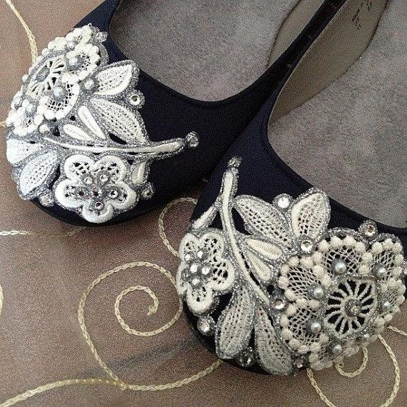 زفاف - French Knot Lace Bridal Ballet Flats Wedding Shoes - All Full Sizes - Pick your own shoe color and crystal color